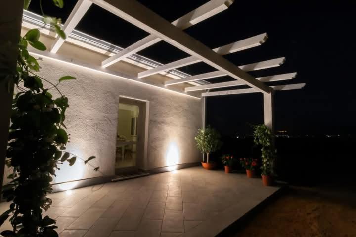Luca'S Rooms 瓦雷多利亚 外观 照片